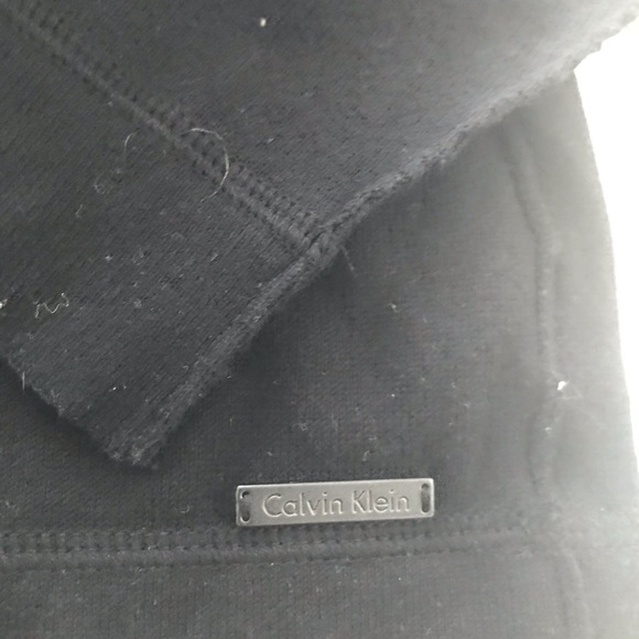 Black Calvin Klein sweater - Picture 3 of 4